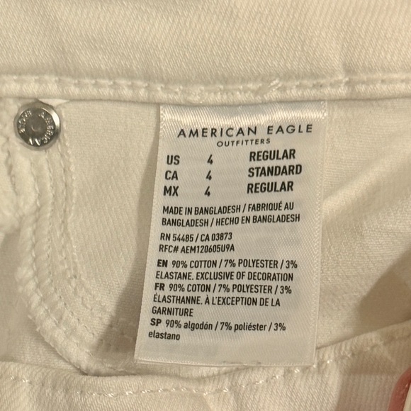 American Eagle Outfitters White Flare Jeans - Picture 5 of 5